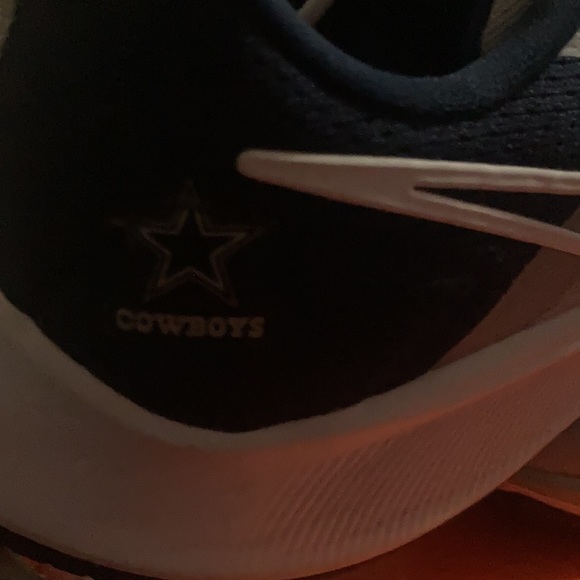 Cowboy Nike shoes - Picture 3 of 4
